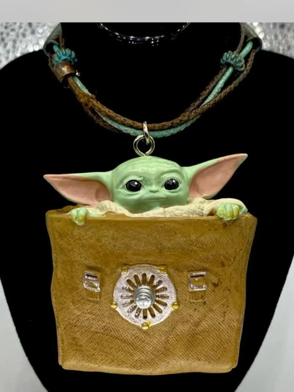 Hallmark * Star Wars ^^^ Custom Ladies Necklace / Mobile * Bonus ! 👀 at Pics !!!
